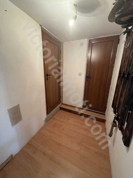 Обзаведена къща на 5 минути от Велико Търново