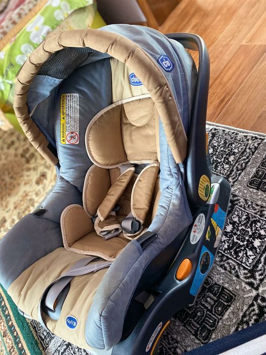 Chicco автокресло