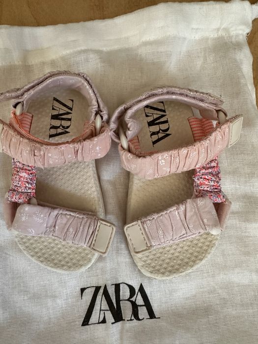 Летни сандали zara 21