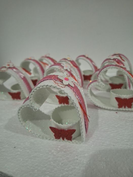 Vaze si cosulete pentru aranjamente