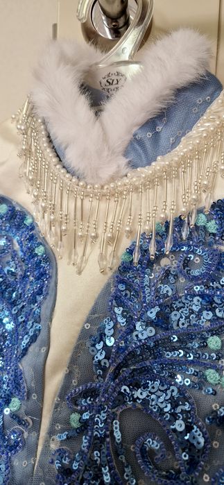 Платье бальное, пышное