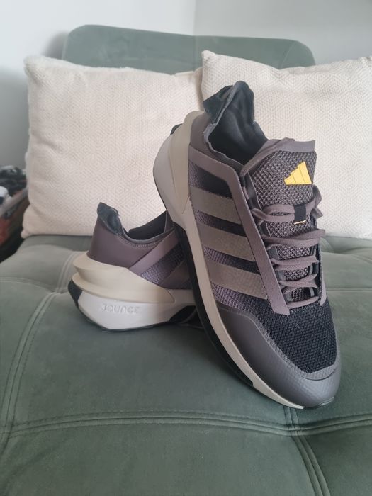 Adidas mărime 45