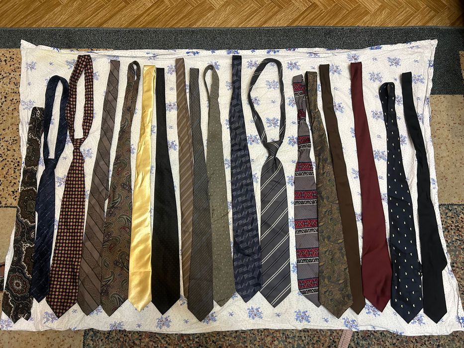 Коллекция галстуки под костюм