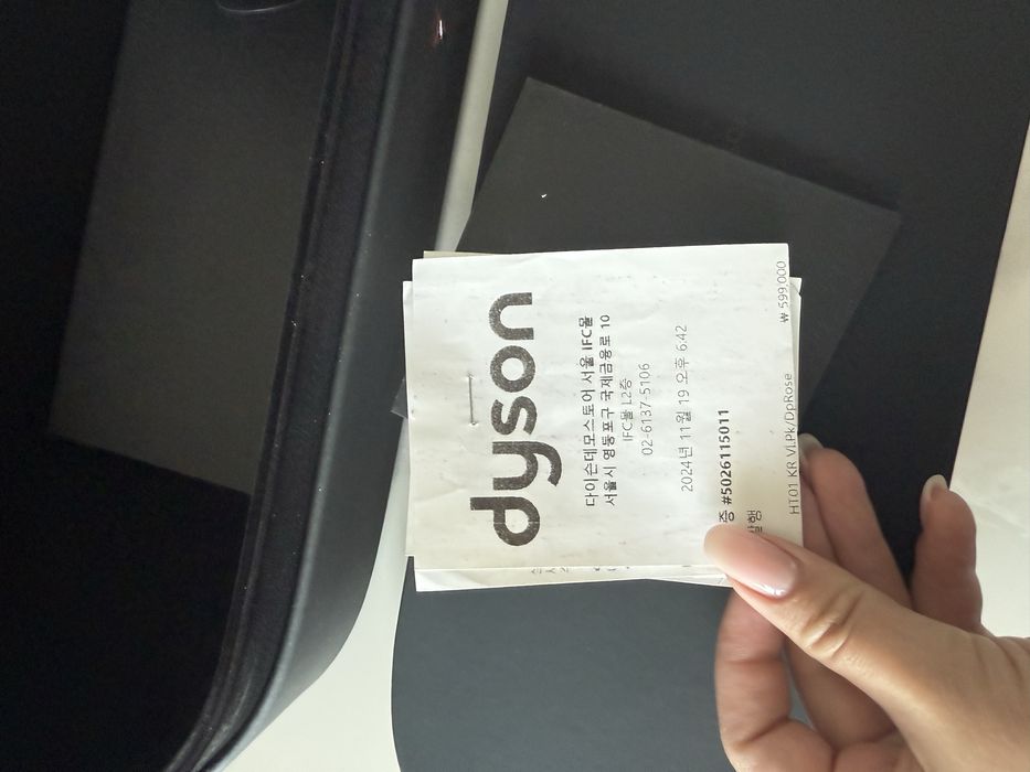 Продам Dyson Airstrait Strawberry LE