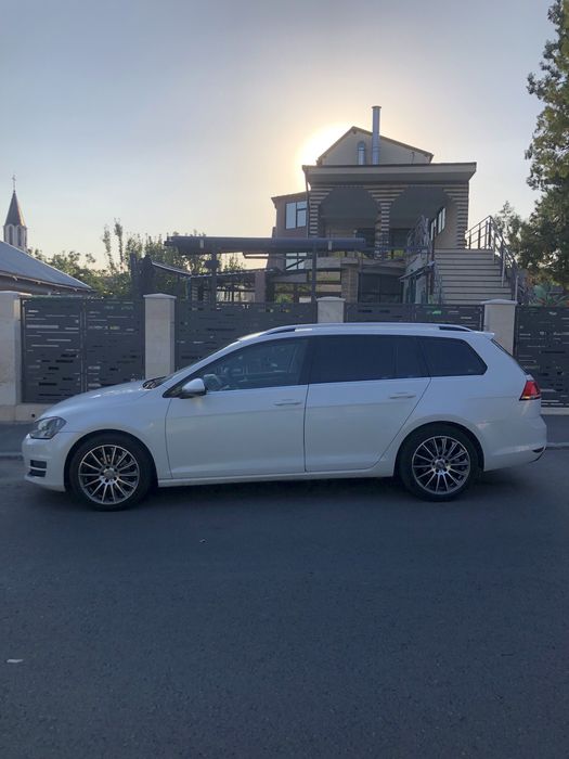 Volkswagen Golf diesel, 5.391 € — imagine 3