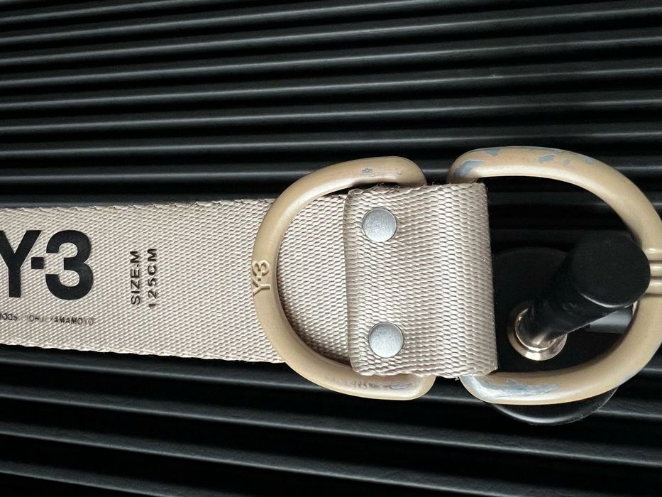 Curea Y-3 Size M