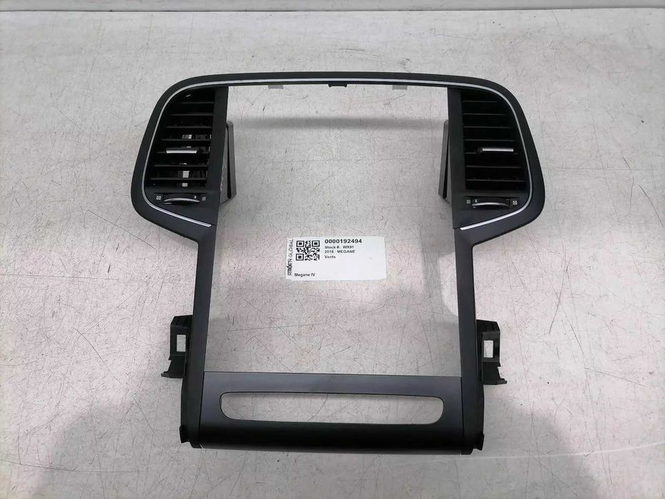 Ornament/Masca/Grila navigatie Renault Megane 4 navi
