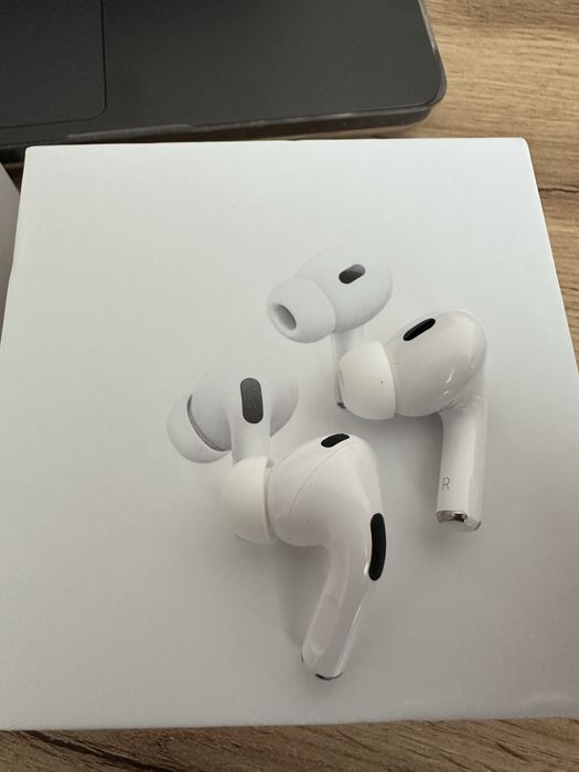 Слушалки AirPods Pro Gen 2 ANC + Гаранция