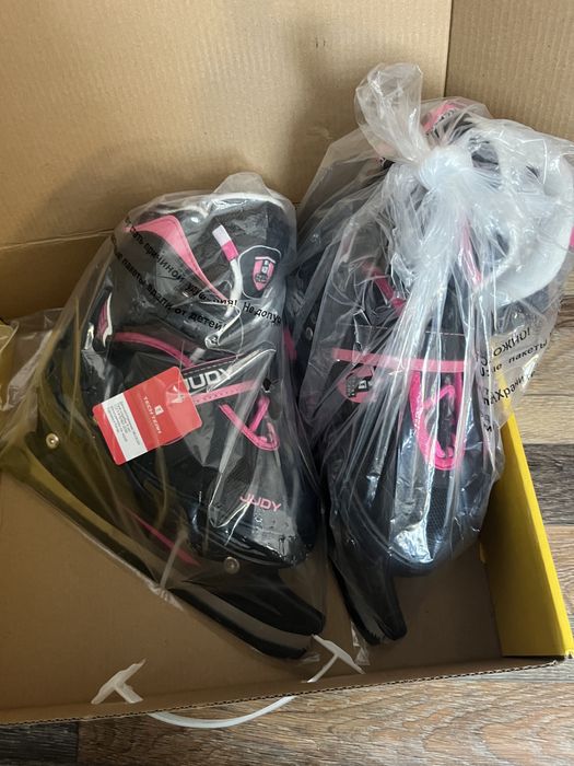 Продам коньки регулируемые 35-38