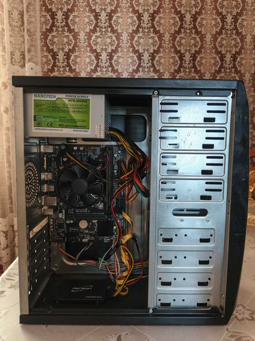 MB - Gigabyte H110M-H ‎CPU - i3 7100 2/4 ‎RAM - DDR4 4GB ‎SSD - 128 GB