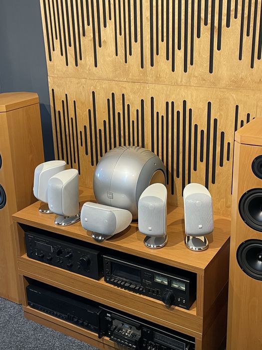 Subwoofer bowers wilkins PV1 si boxe sateliti M1