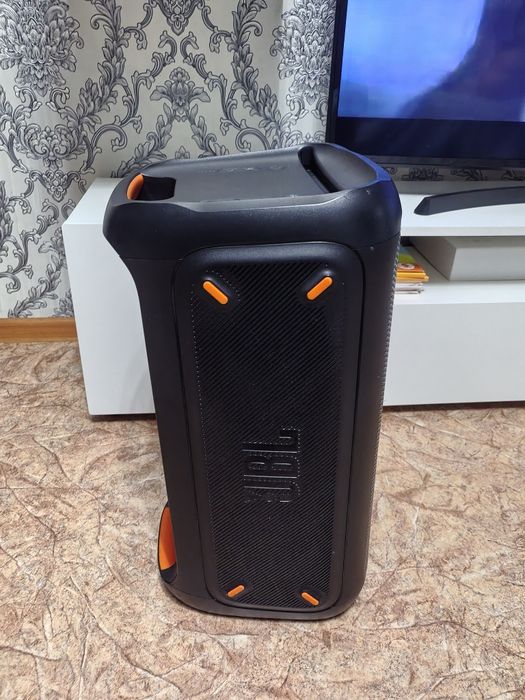 Продам или обмен Колонка JBL