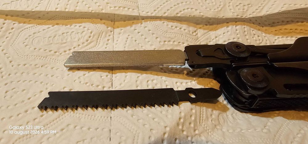 Multitool Leatherman Surge