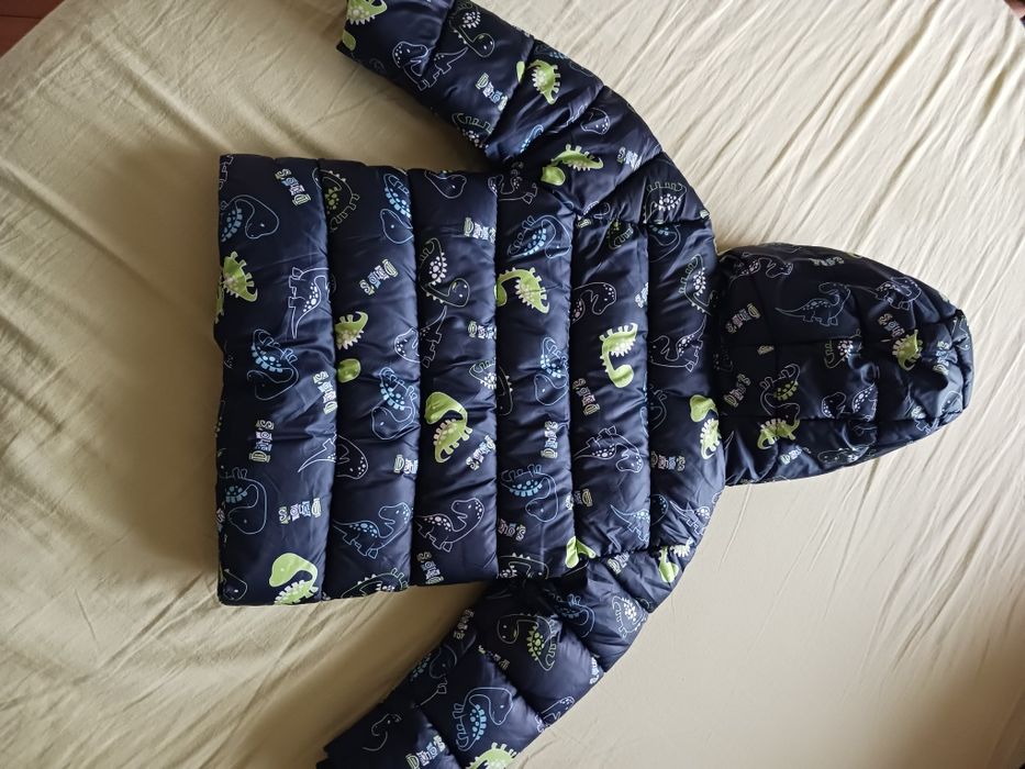 Зимно яке ново за момче за 3 год.