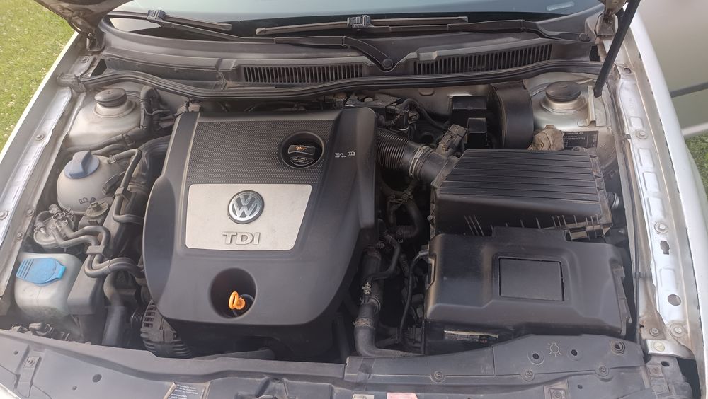 VOLKSWAGEN Golf 2003 — imagine 4