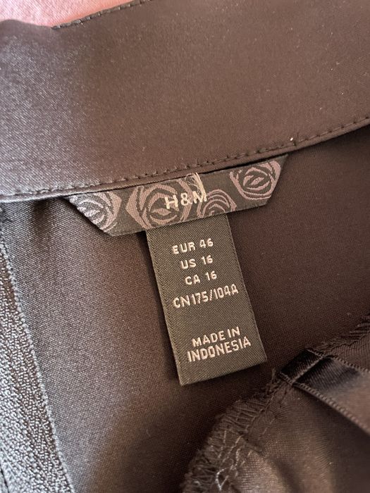 Черен елегантен топ