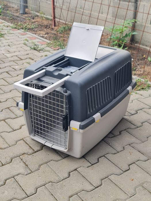 Cușcă de câine sau pisica