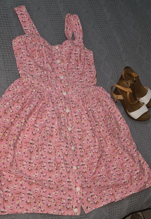 Босоножки кожаные, платье в подарок