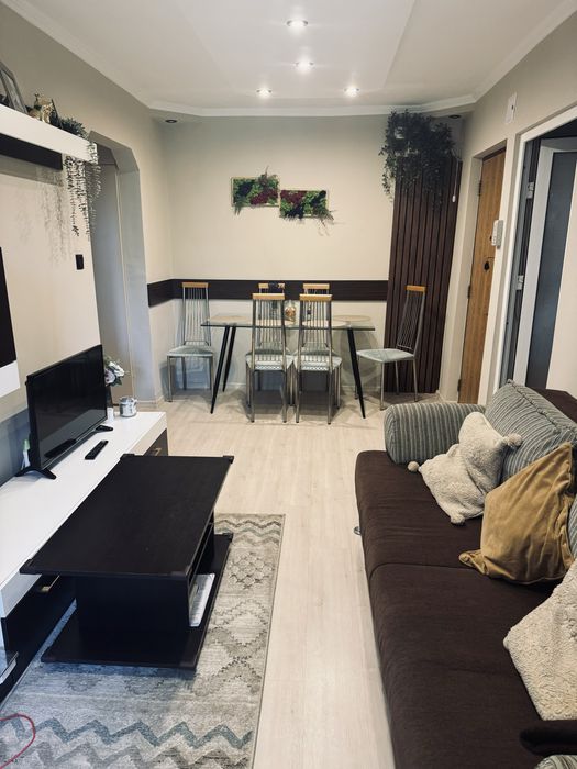 Apartament – Oradea, Orașul Nou - Vedere 2