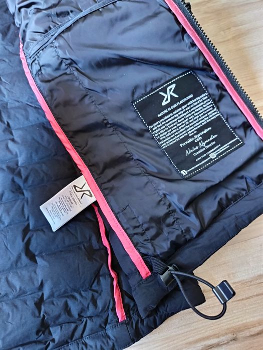 Оригинално дамско пухено яке Revolution Race Flex Down Jacket