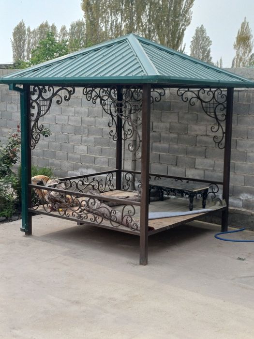 Сури сотилади. Темирдан ясалган. Мустахкам.