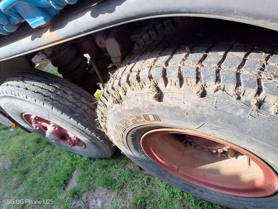 Тристранен САМОСВАЛ КАМИОН С 8 тона КРАН