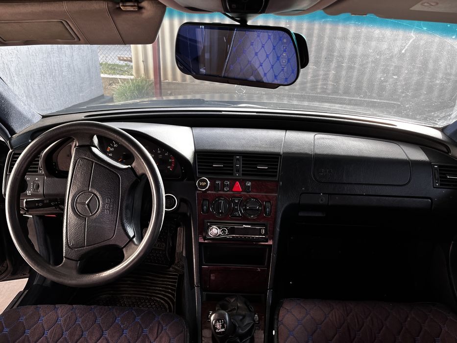 Продаю Mercedes-Benz