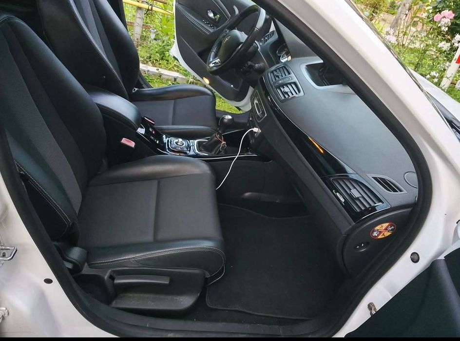 Vând Renault Megane 3