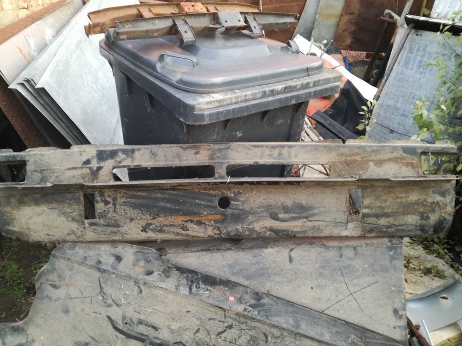 Продавам оригинални калници и подкалници за Ваз 2103