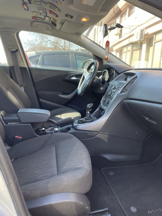 opel astra j 2015