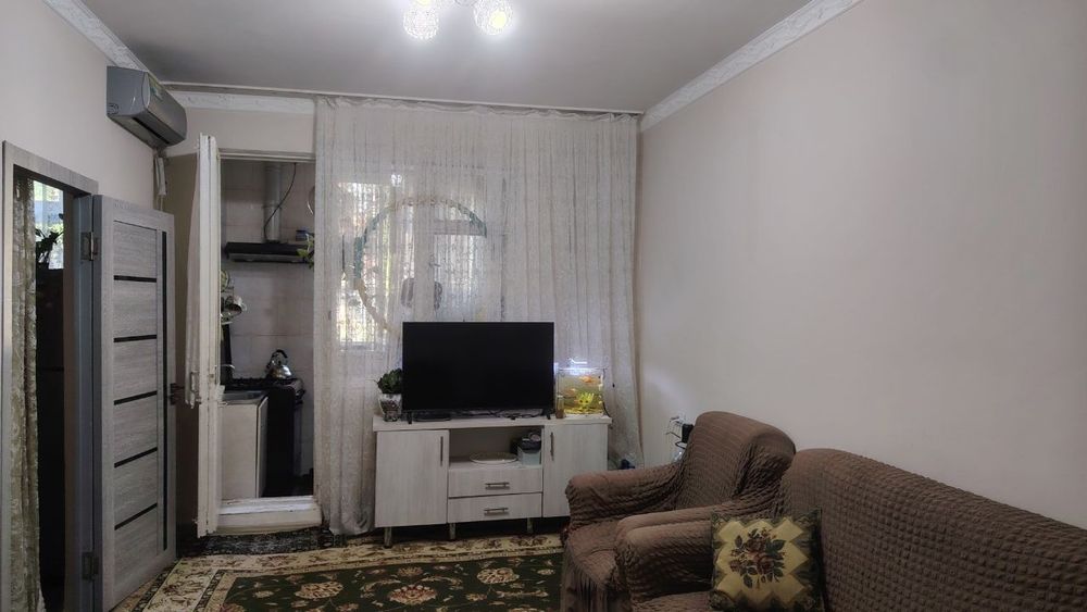 М. Улугбек.р Феруза м.