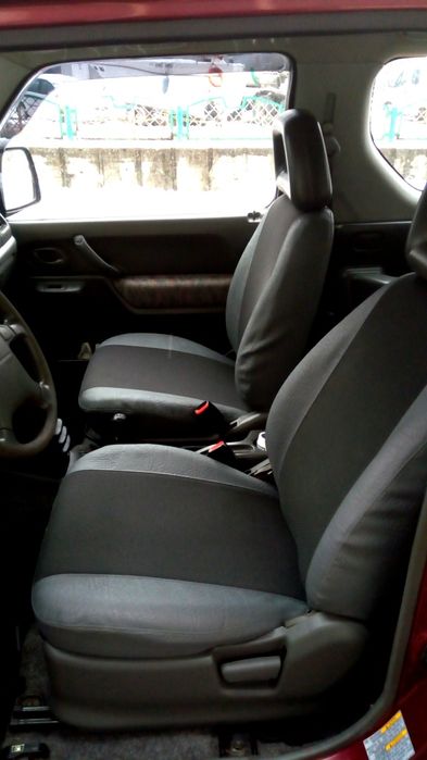 Suzuki Jimny 4x4 - Pregătit pentru Orice Provocare! -