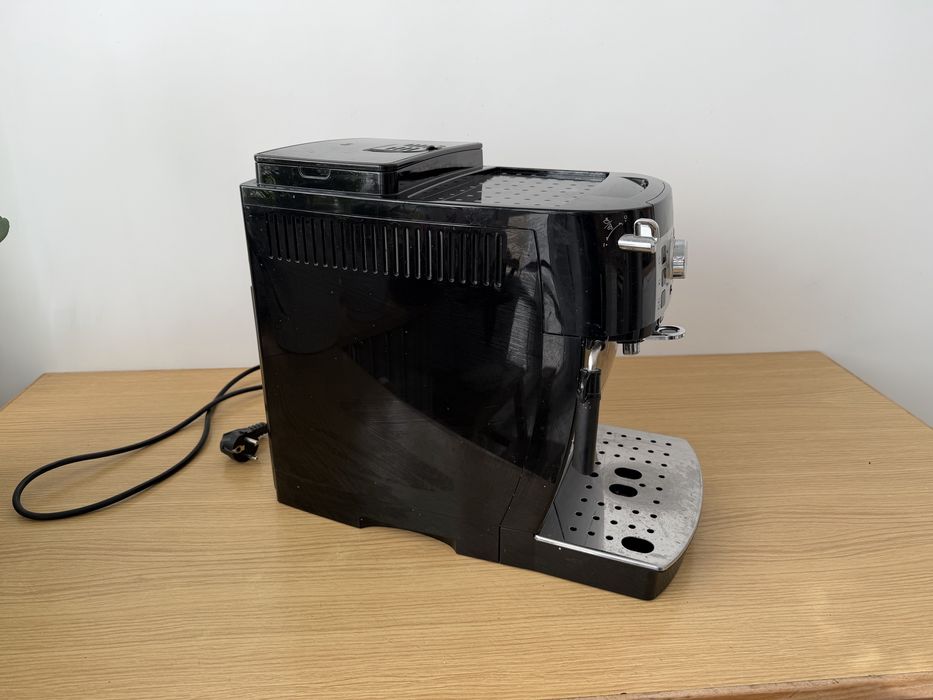 Кафеавтомат Delonghi Magnifica S