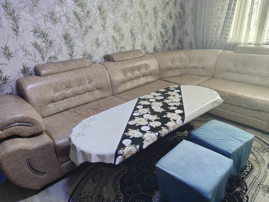 Срочно продается угловой диван