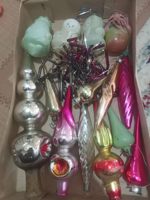 Продам новогодние игрушки.