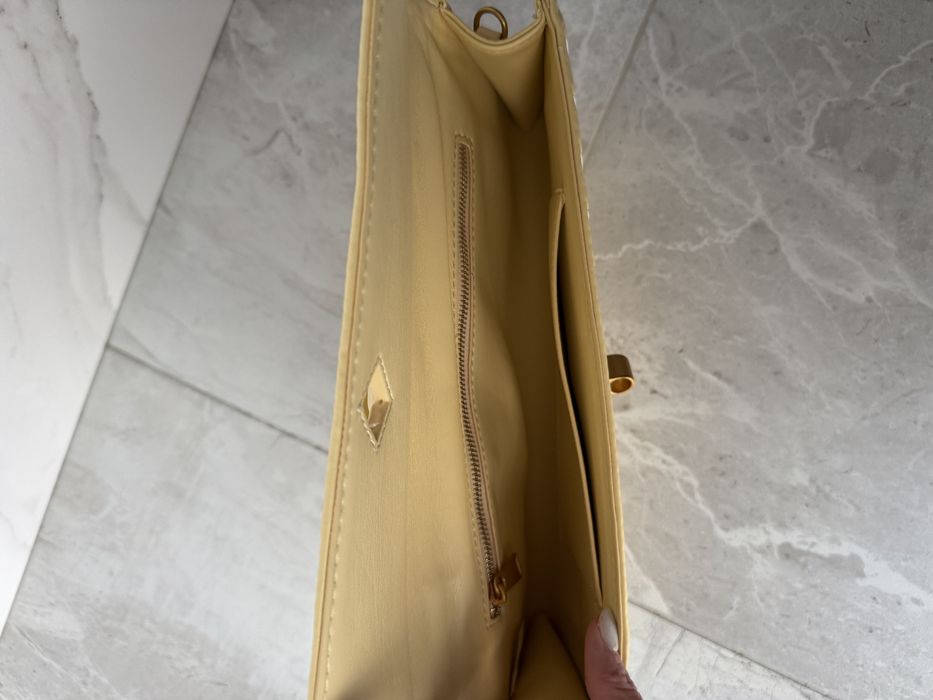 Geanta piele stil Andiamo Bottega Venetta