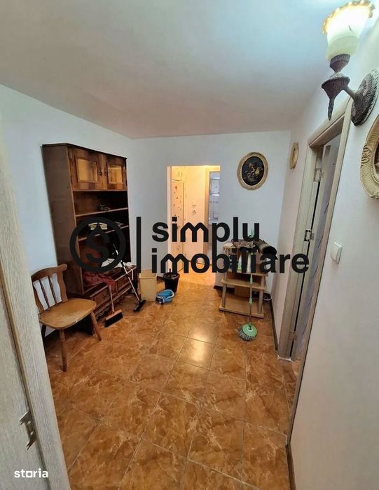 2 decomandate, centrala, p/4, Rovine - 98 900 de euro