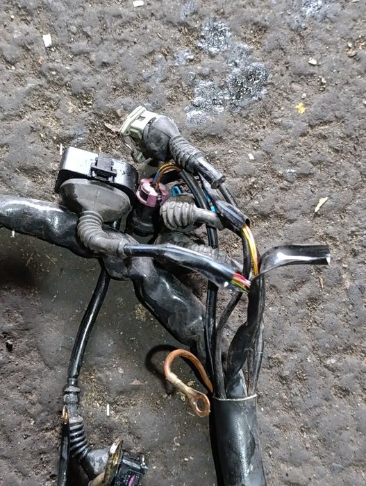 Коса двигателя на Ауди А4В5 1.8л ADR