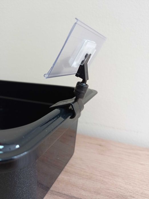 Етикетник с  PVC лента 4смх7см