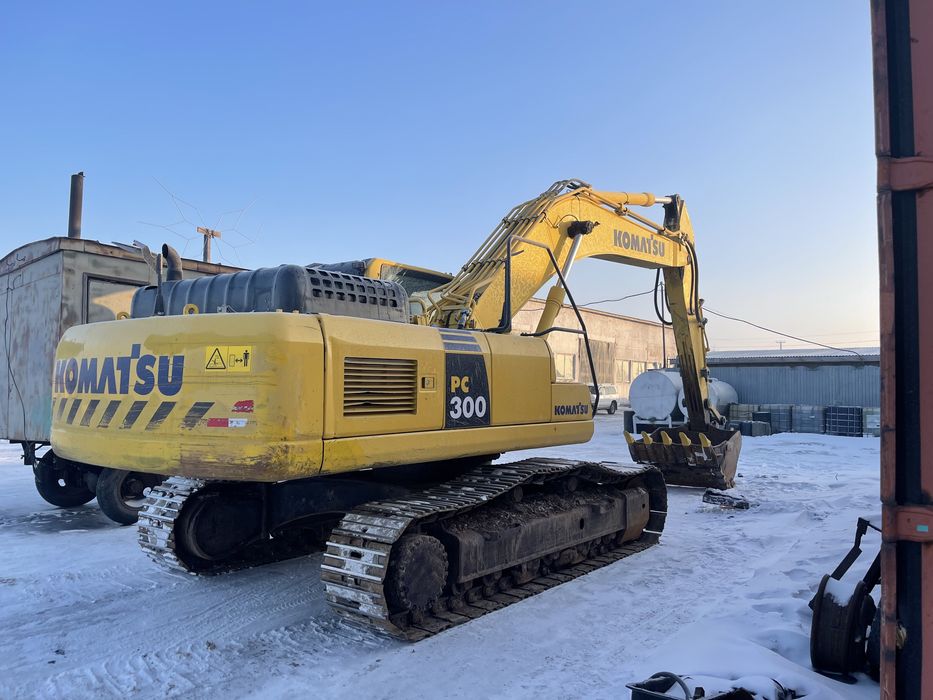 Экскаватор Komatsu pc300 8mo