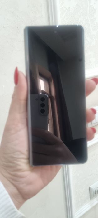 Продам в идеальном состоянии. С коробкой.Samsung galaxy z fold 4 5g
12