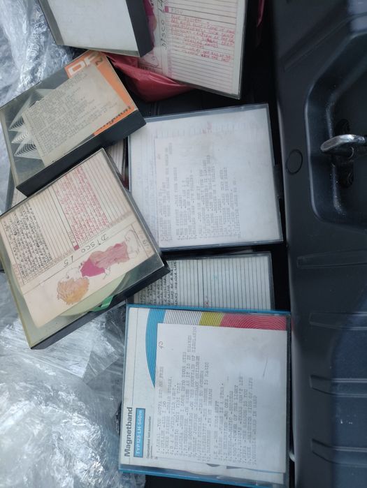 Vând benzi magnetofon