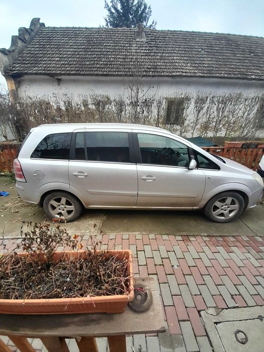 Opel zafira b 1.9 2007
