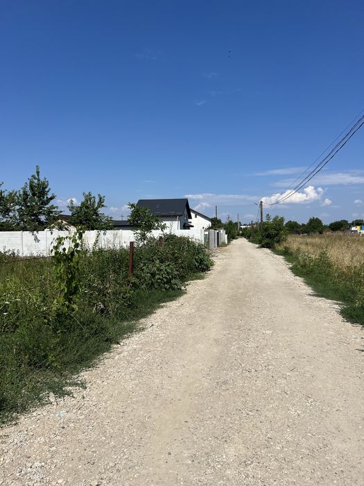 De vanzare teren intravilan 500 mp