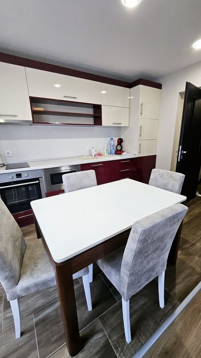 Продава се Тристаен апартамент в Варна, Цветен квартал - 93 кв.м за 2151 €/кв.м - Снимка #1