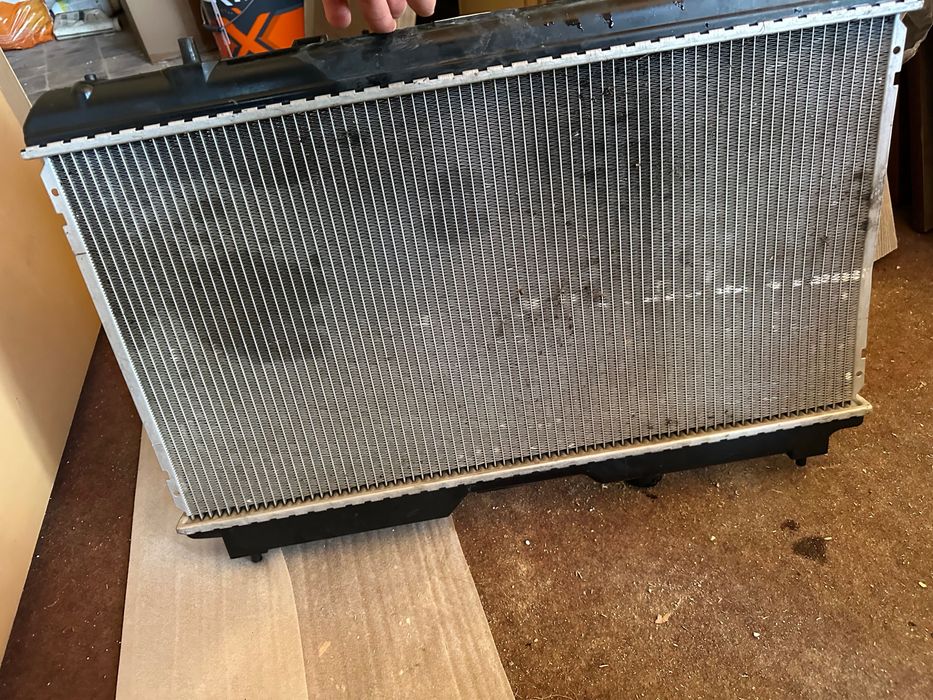 Воден радиатор за Honda CR-V I GEN бензин 147к.с