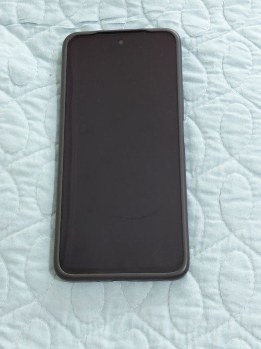 Redmi 15 smartfoni sotiladi