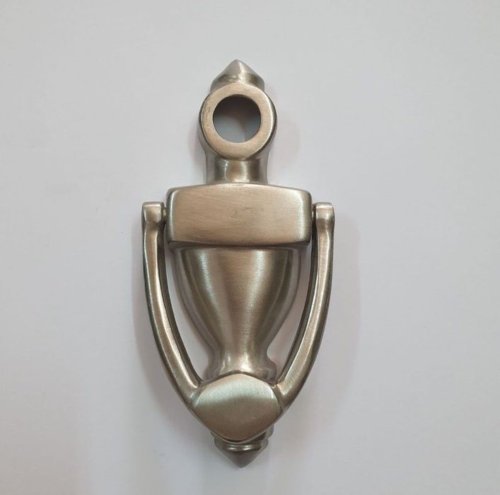 Decor usa pt vizor+ bătător