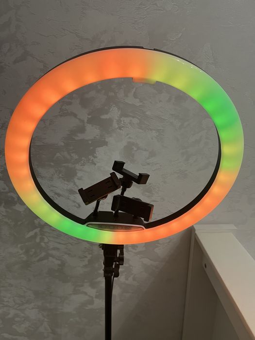 Кольцевая лампа RGB