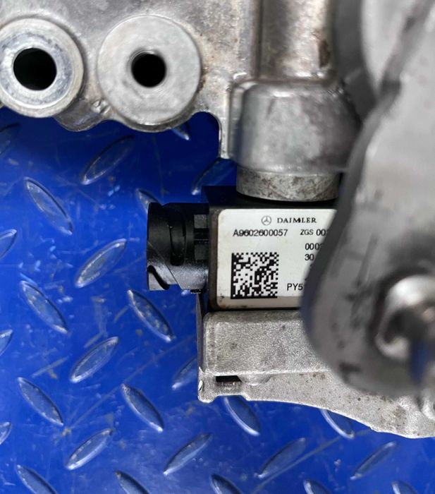 Cilindru de angrenaj Mercedes Benz A0022608063